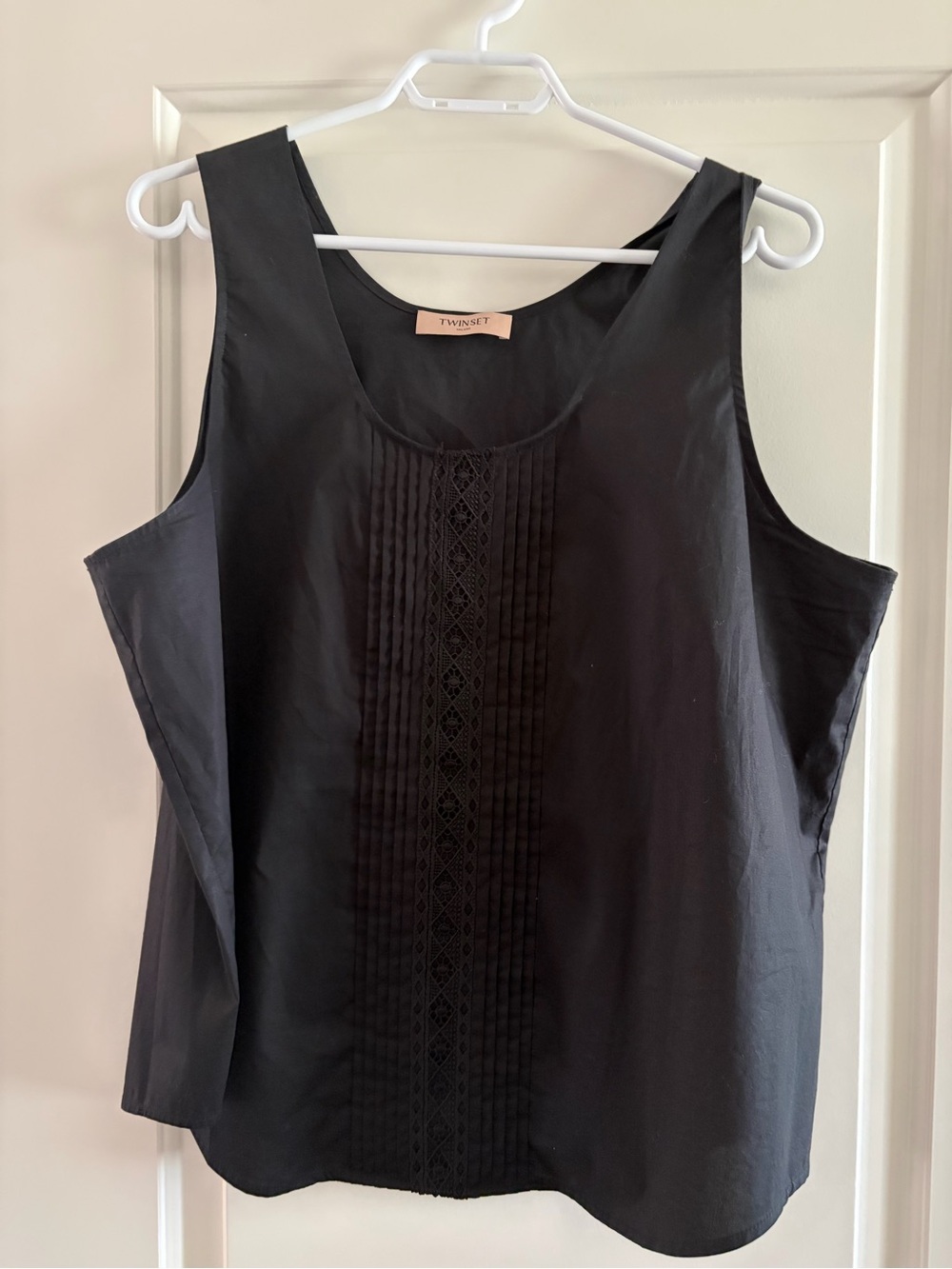 Twin-Set Black Sleeveless Camisole with Front Embroidery